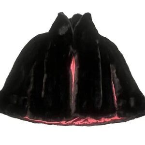 Vintage Black Fur Bright Red Lined Cape Sz OS